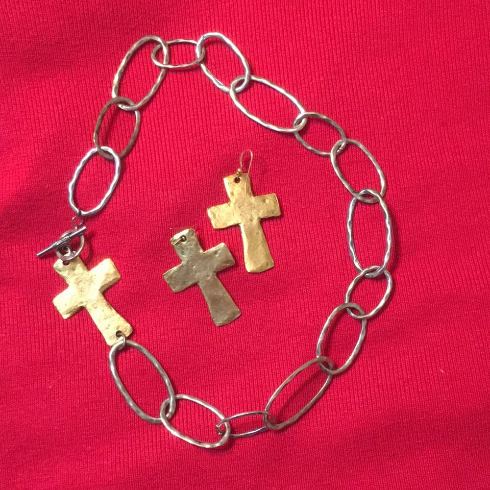 Silver and gold necklace